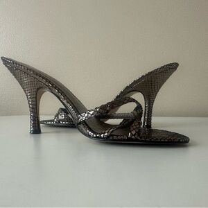Nine West Vintage Silver Gray Animal Print Snakeskin Heel Mules 7.5